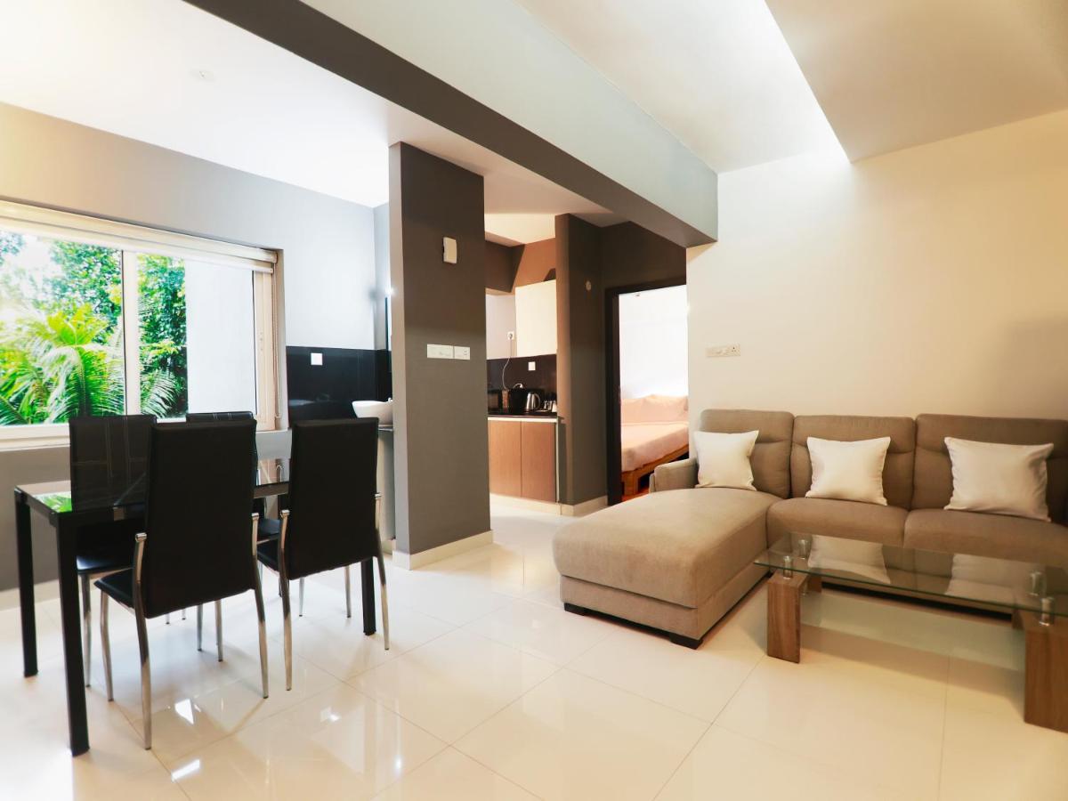 Transit Suites By Grandwest Nedumbassery Dış mekan fotoğraf
