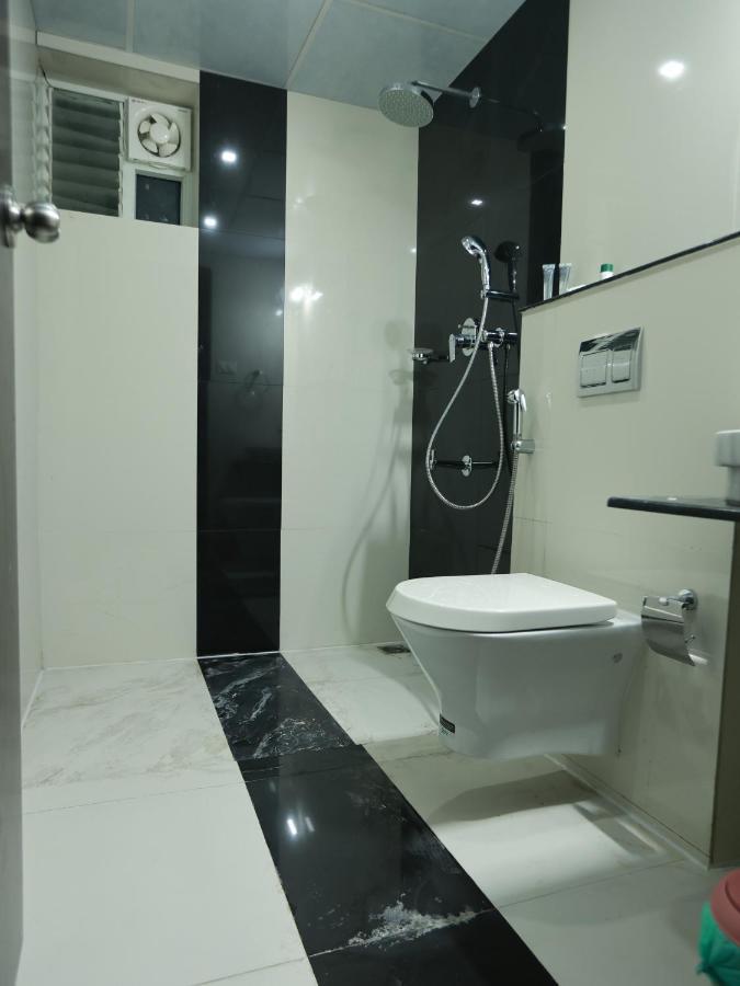 Transit Suites By Grandwest Nedumbassery Dış mekan fotoğraf